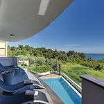 Villa Sunrise *