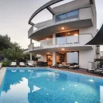 Sunrise Villa