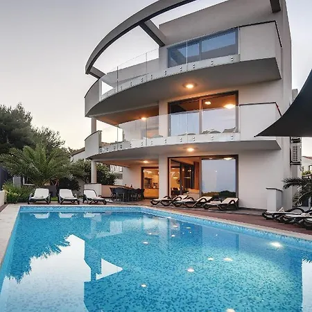 Sunrise Villa