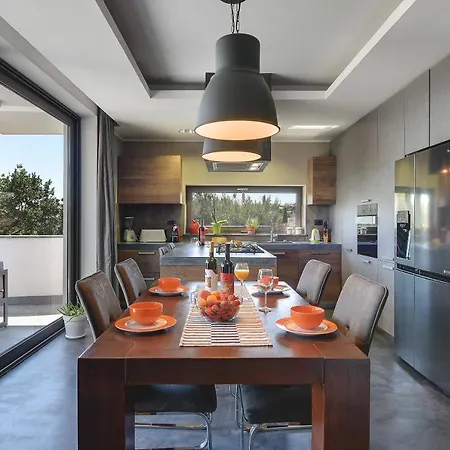 Sunrise Villa