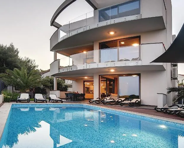 Sunrise Villa